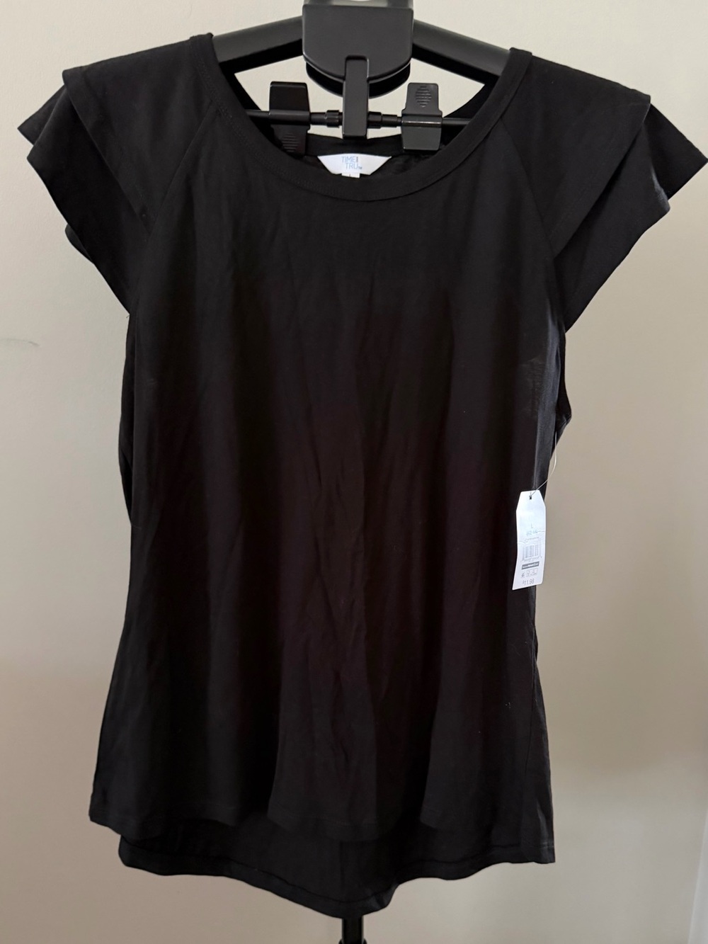 Time and Tru Black Short Flutter Sleeve Scoop Neck Tee - L